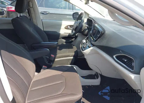 2023 Chrysler Voyager Lx z USA, uszkodzony, nr VIN 2C4RC1CG4PR568331